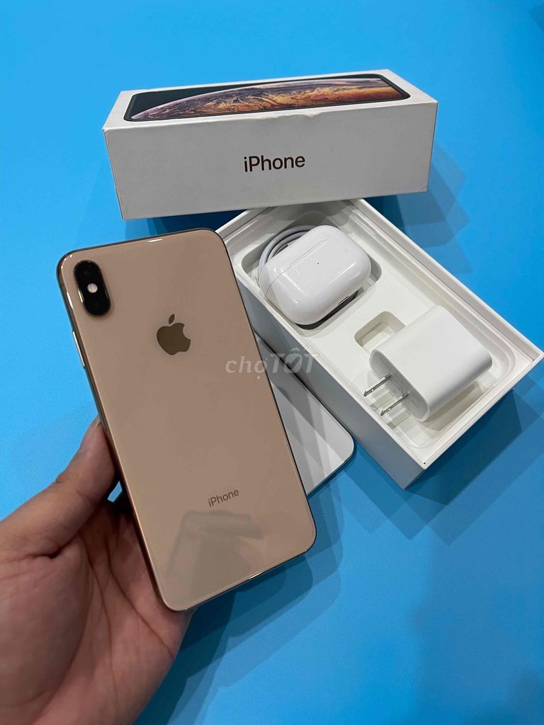 iP XS Max 256G Gold QTế Đang Xài Zin Đét Pin 94%