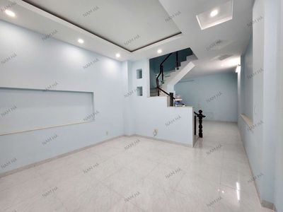 NHÀ NGUYÊN CĂN MỚI SƠN SỬA