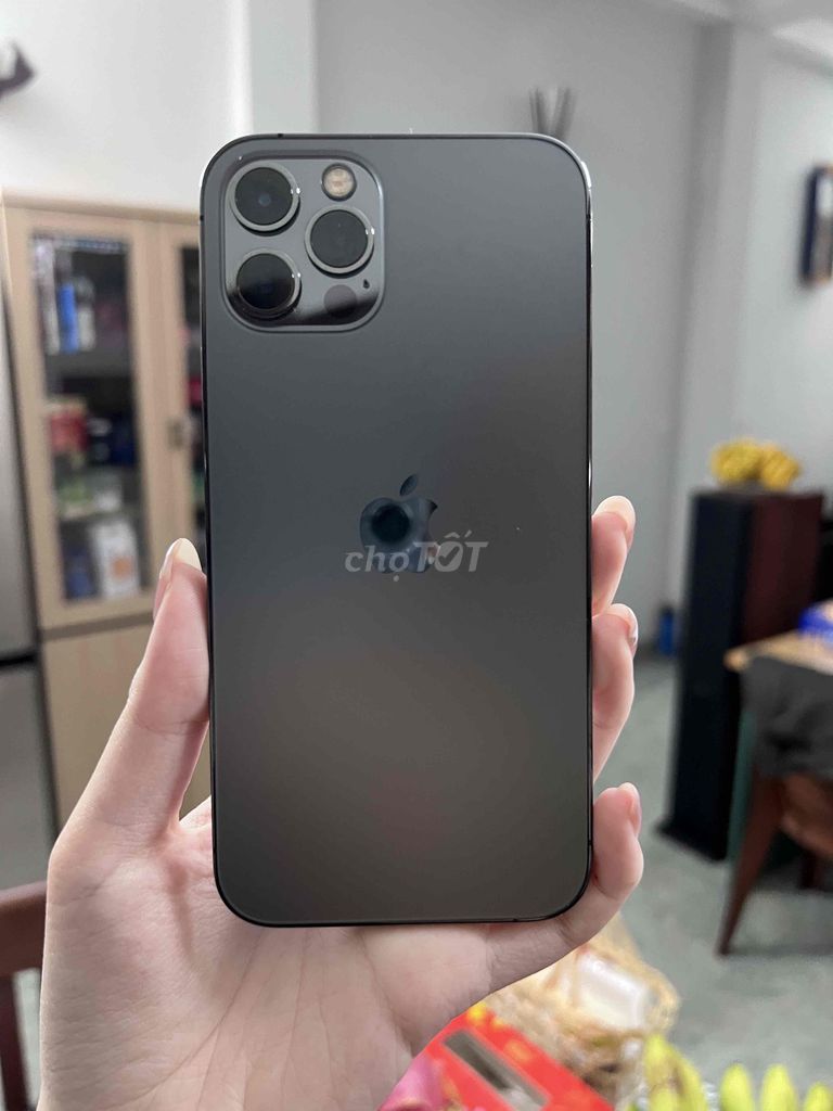 Apple iPhone 12 Pro 512GB Xám Như mới. Mua bán Điện thoại tại Quận Cẩm Lệ Đà Nẵng được đăng bởi Nhi Uyen hình 1