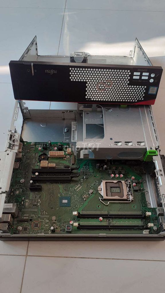 Máy tính để bàn Fujitsu ESPRIMO. Mua bán Máy tính để bàn tại Thành phố Mỹ Tho Tiền Giang được đăng bởi Huỳnh Quí hình 1
