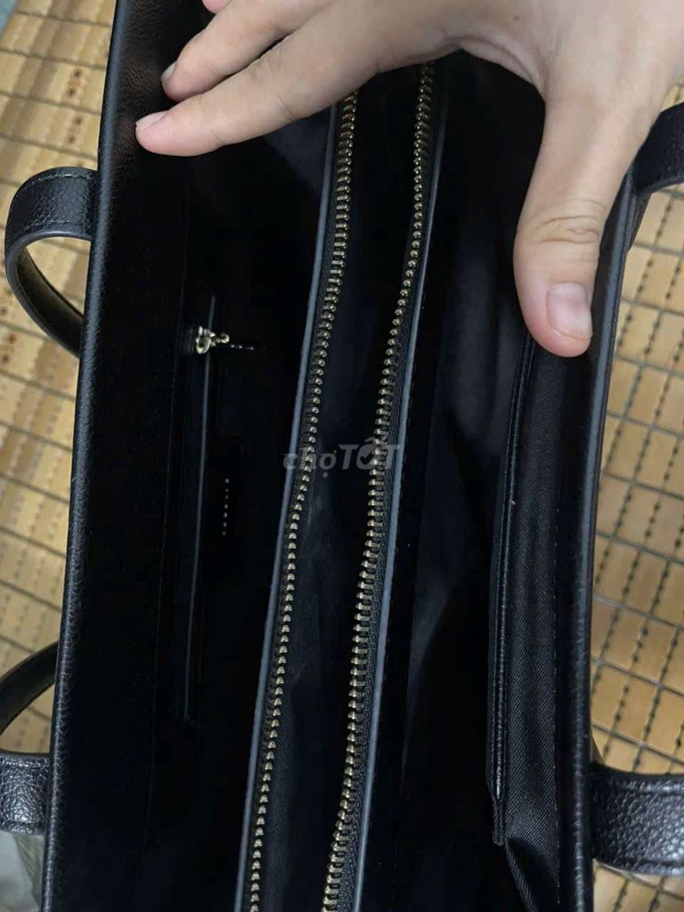 Túi tole vascara chính hãng. Mua bán Túi xách tại Huyện Hóc Môn Tp Hồ Chí Minh được đăng bởi Andy  hình 6