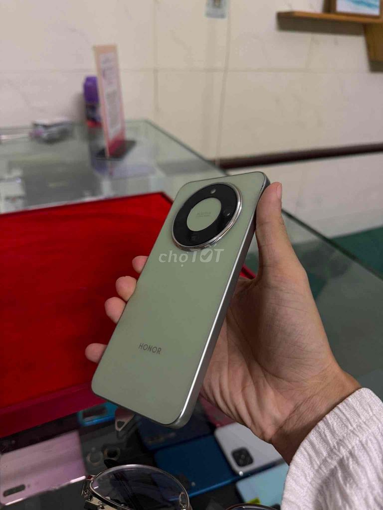 Honor X70 🔋pin khủng. Mua bán Điện thoại tại Thành phố Buôn Ma Thuột Đắk Lắk được đăng bởi HA MOBILE hình 1