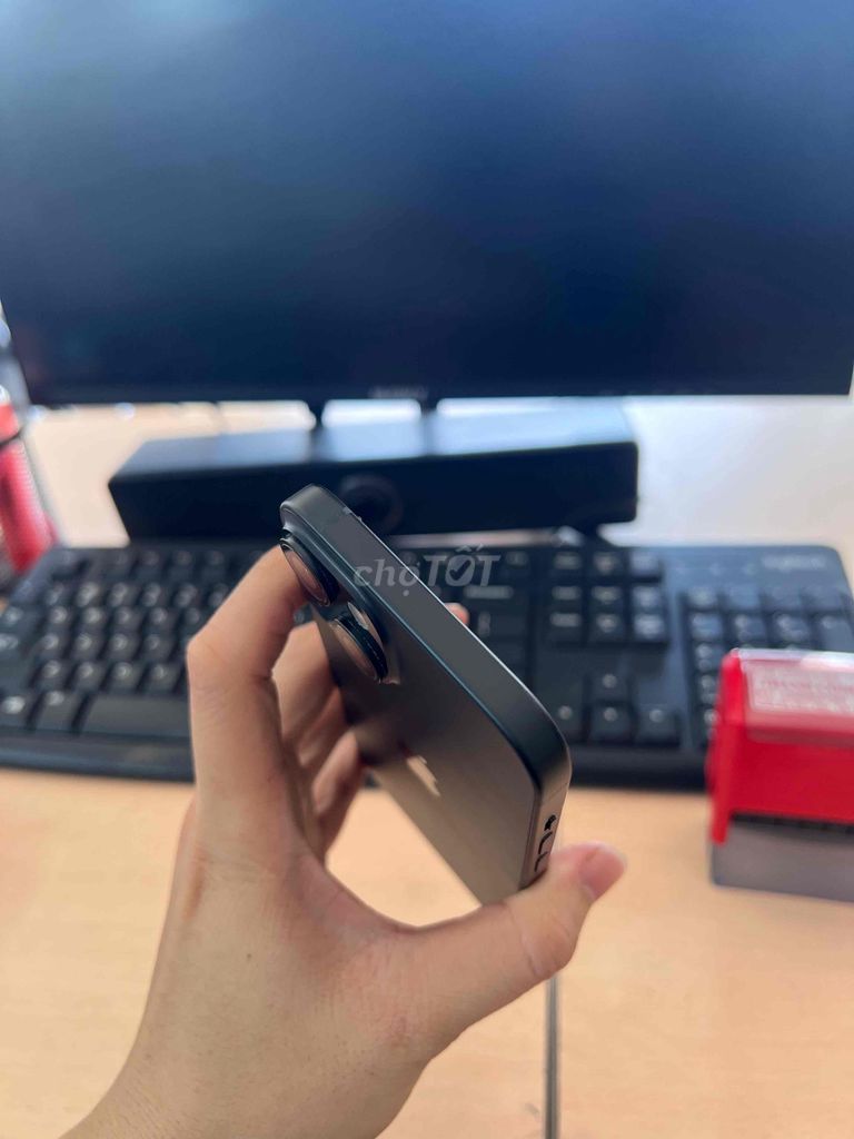 Apple iPhone 15 256GB Đen. Mua bán Điện thoại tại Huyện Bình Chánh Tp Hồ Chí Minh được đăng bởi Thành Công Store hình 1