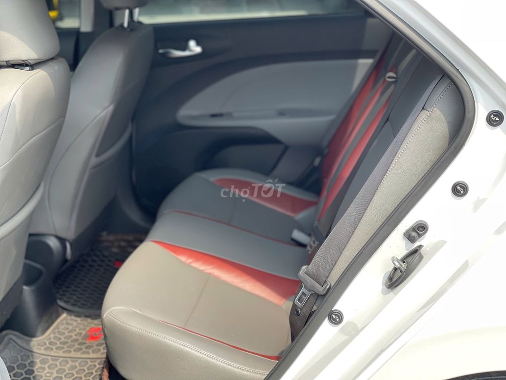 Kia Soluto Luxury 1.4 AT 2022 siêu lướt. Mua bán Ô tô tại Thành phố Thuận An Bình Dương được đăng bởi Thắng Trần Auto hình 8