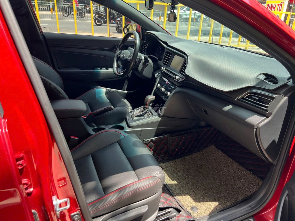 Hyundai elantra 1.6at sport 2019 - Xe cũ tại hãng. Mua bán Ô tô tại Quận Tân Phú Tp Hồ Chí Minh được đăng bởi Nguyễn Tân Xe Lướt  hình 10