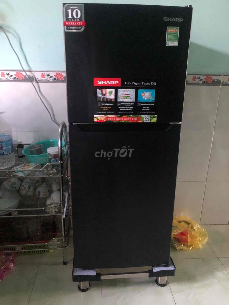 Tủ lạnh Sharp Đen Đã sử dụng. Mua bán Tủ lạnh tại Huyện Cần Giuộc Long An được đăng bởi Đỗ Nguyễn Huy Hoàng hình 1