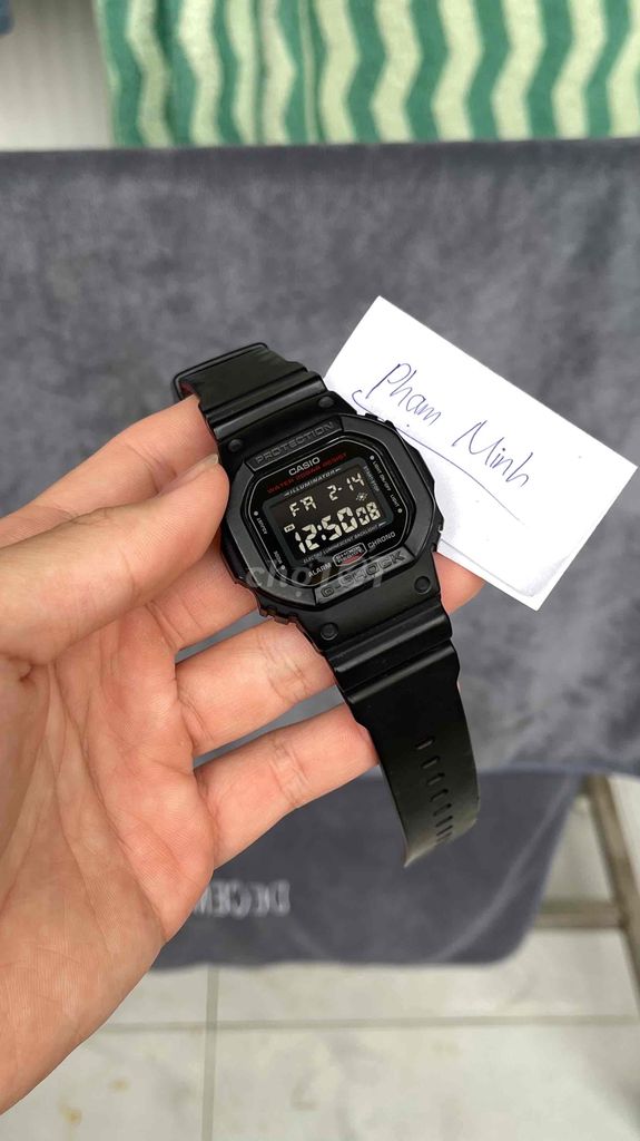 Casio G-Shock DW-5600HR cond 9/10, size 42mm