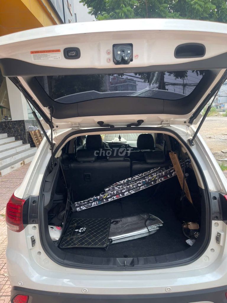 Mitsubishi Outlander 2020 2.0 CVT Premium - 7300. Mua bán Ô tô tại Huyện Thanh Trì Hà Nội được đăng bởi Ngọc Bích hình 7