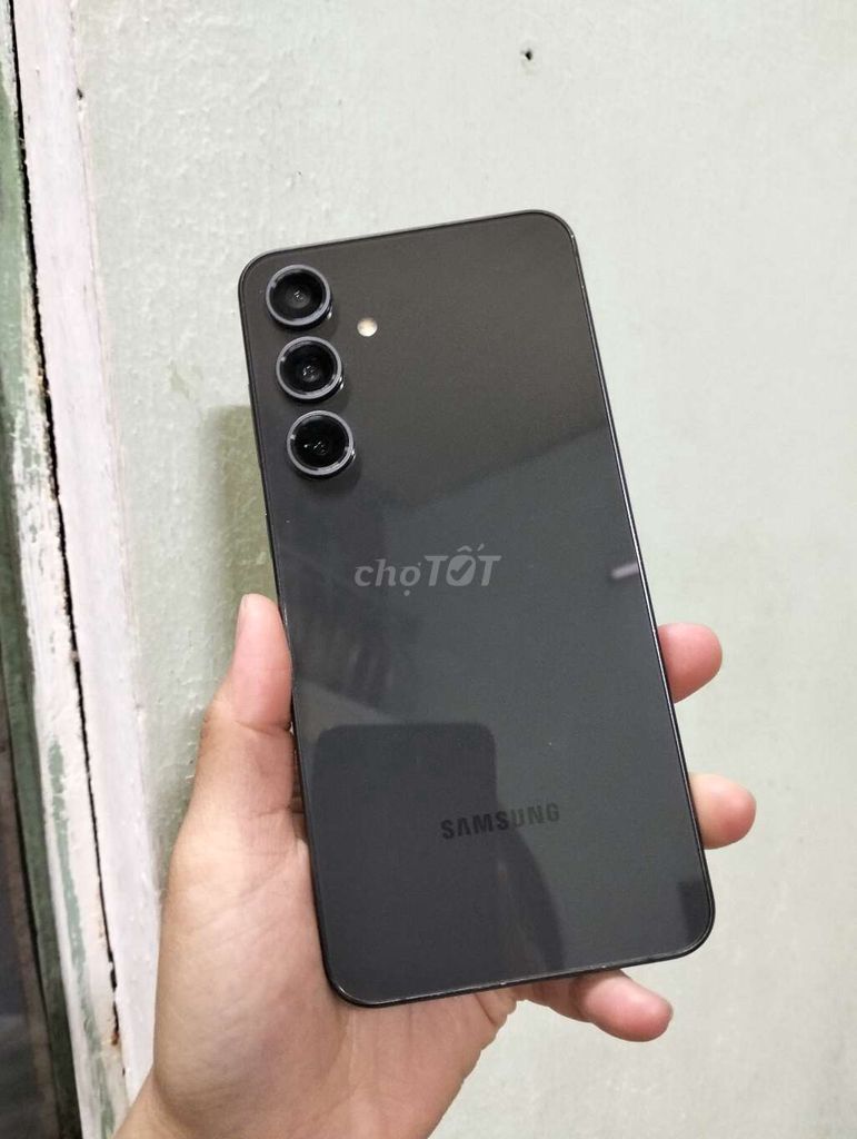 Samsung S24 FE 5G 256GB Đen. Mua bán Điện thoại tại Quận Hải Châu Đà Nẵng được đăng bởi win hình 1
