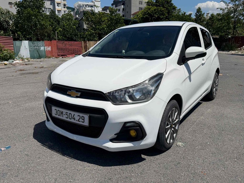 Шевроле Спарк 2016 Автоматический белый 90000 км