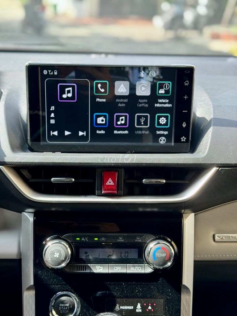 Cần bán Veloz TOP model 2023 màu đỏ nguyên zin. Mua bán Ô tô tại Quận 12 Tp Hồ Chí Minh được đăng bởi Phương 831 hình 13