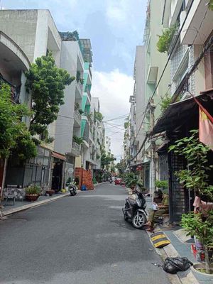 Nhà phố 96 m² · 4 PN · Đường Phạm Văn Bạch