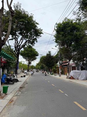 Аренда · 3 комн. · 100 м² · Quận Cẩm Lệ, ул. Đường Nguyễn Nhàn