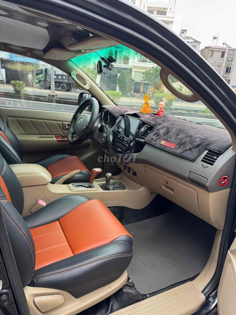 Toyota Fortuner 2011 2.7V - 109000 km chính chủ. Mua bán Ô tô tại Quận 8 Tp Hồ Chí Minh được đăng bởi Trang Phạm  hình 19