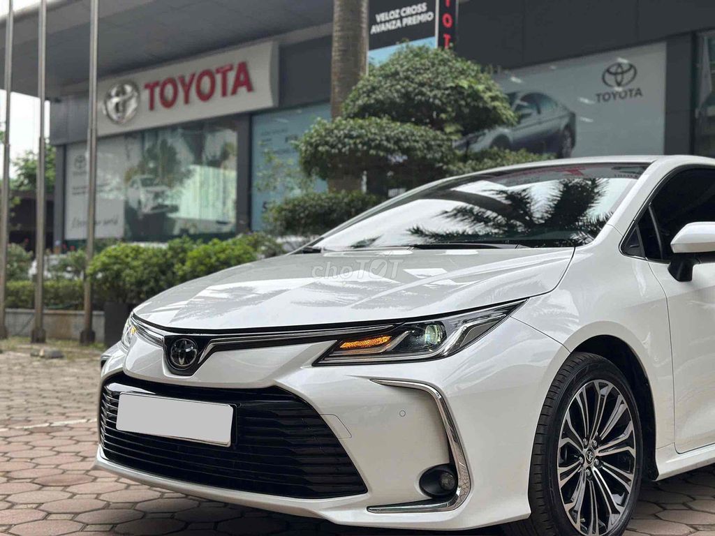Toyota Hà Đông bán Altis 2022 1.8V - 1v6km. Mua bán Ô tô tại Quận Hà Đông Hà Nội được đăng bởi Toyota Hà Đông Tsure hình 8