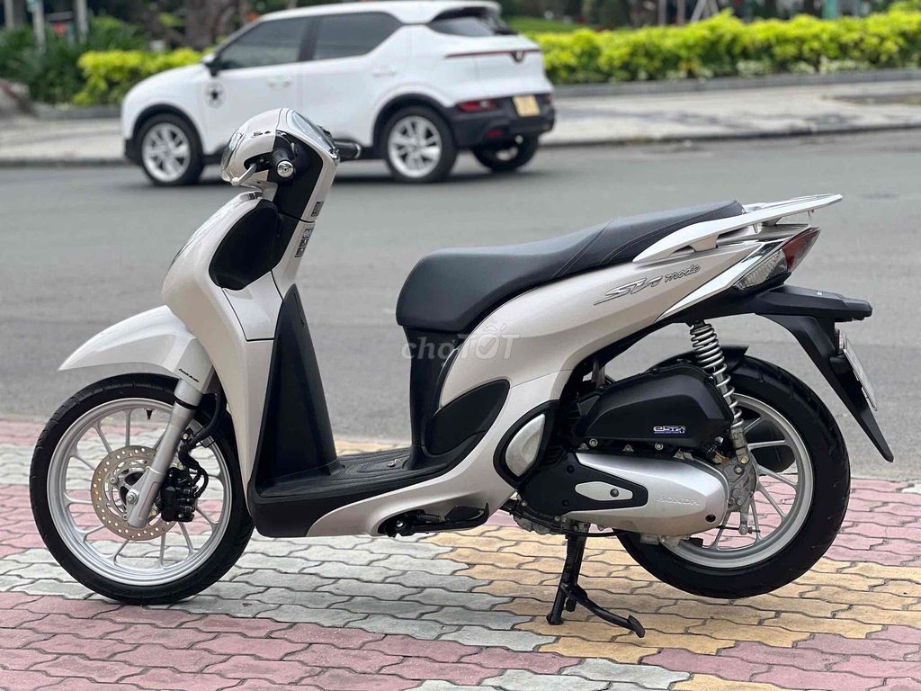 ❤️ Sh mode đời 2022 odo 9000km bstp chính chủ. Mua bán Xe máy tại Quận 11 Tp Hồ Chí Minh được đăng bởi Hưng Từ hình 8