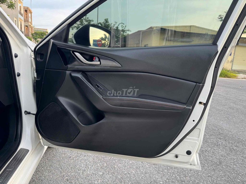 Mazda 3 2016 1.5 AT Sedan - 109000 km. Mua bán Ô tô tại Huyện Gia Lộc Hải Dương được đăng bởi Nhất Tín Ô Tô Hải Dương hình 13