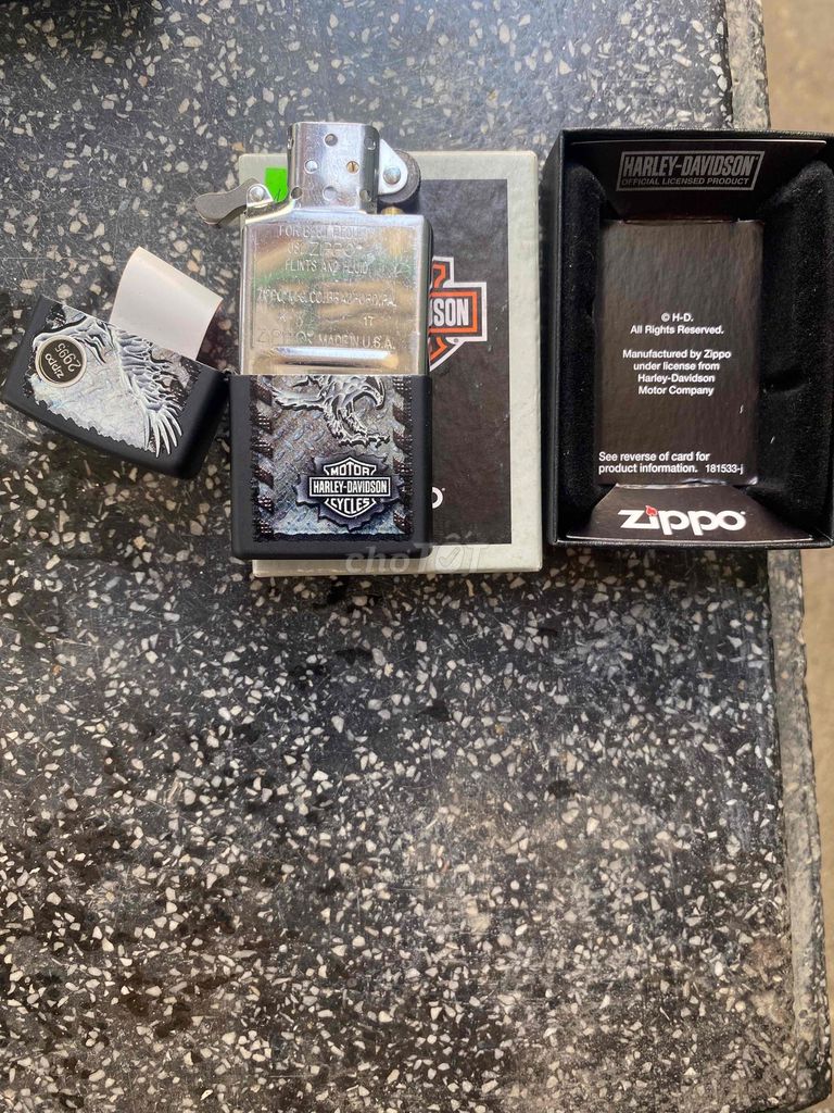 Bật lửa Zippo Đen Kim loại USA. Mua bán Đồ sưu tầm, đồ cổ tại Thị xã An Nhơn Bình Định được đăng bởi mr liêm hình 1