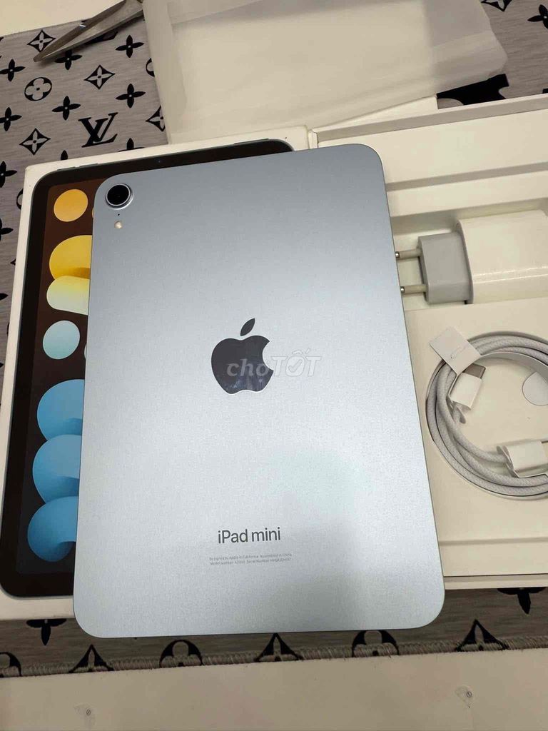 Apple iPad Mini 7 128GB vna keng nét zin 100%. Mua bán Máy tính bảng tại Quận Tân Bình Tp Hồ Chí Minh được đăng bởi Shop Trung Văn Apple Watch hình 1
