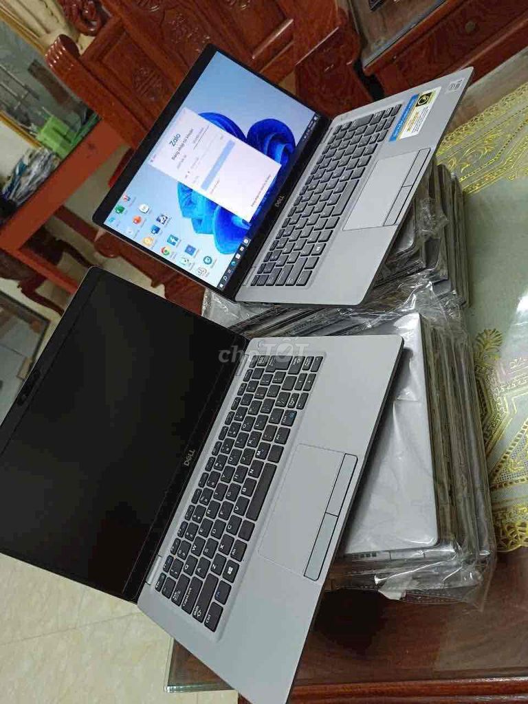dell cảm ứng