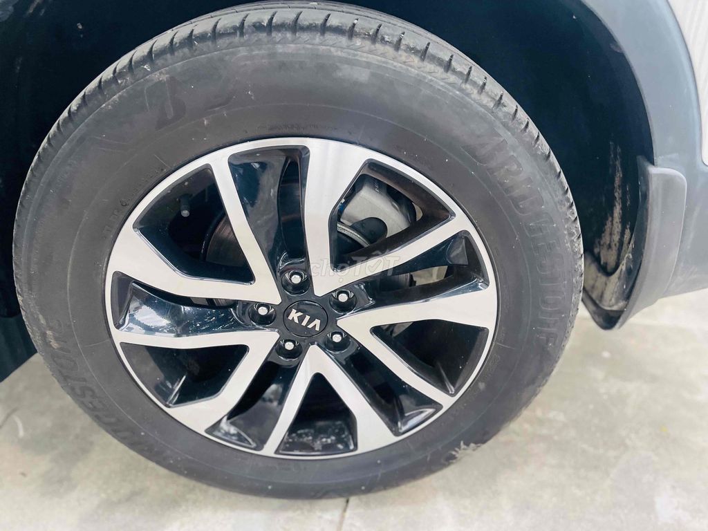 Kia Sorento Delux xăng đăng ký 2021. Mua bán Ô tô tại Quận Hoàng Mai Hà Nội được đăng bởi Phạm quang đồng hình 16