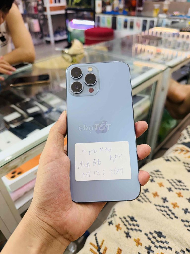 Apple iPhone 13 Pro Max 128GB Xanh QuốcTế. Mua bán Điện thoại tại Quận Hải Châu Đà Nẵng được đăng bởi Hoàng Táo 273 Nguyễn Hoàng Đà Nẵng hình 1