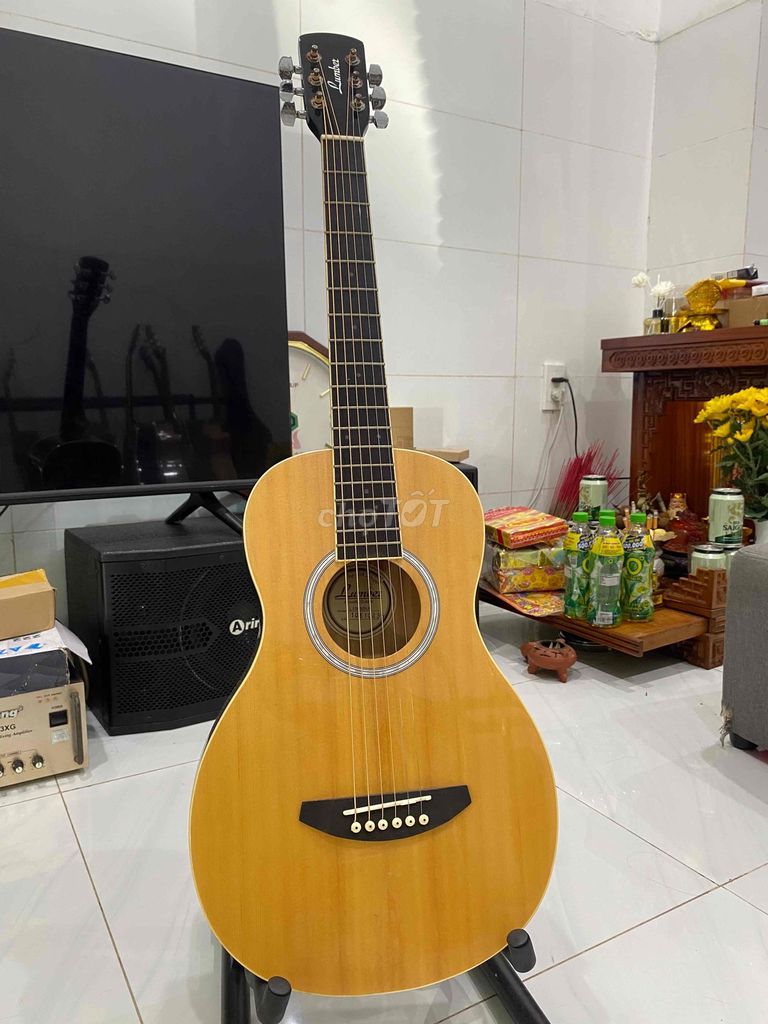 Guitar acoustic mini Lumber Palor Nhật Vàng Đen. Mua bán Nhạc cụ tại Quận Liên Chiểu Đà Nẵng được đăng bởi Cửa hàng guitar thanh lý giá rẻ hình 1