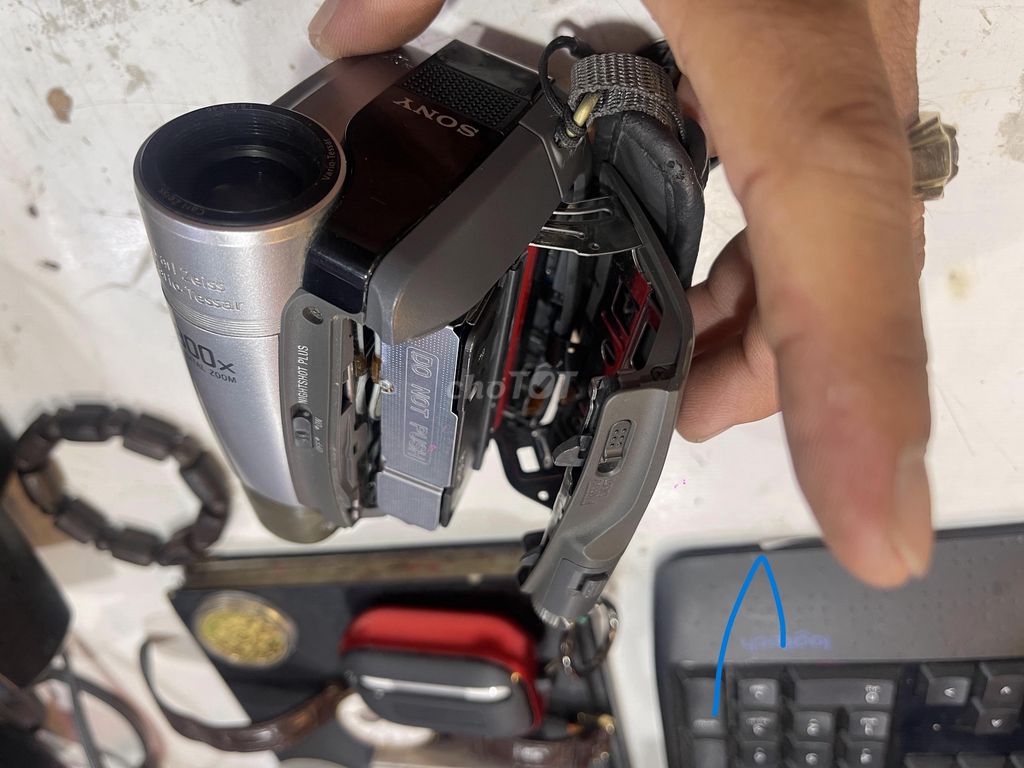Máy quay sony - máy ảnh Pentax - Ống kính Nikon