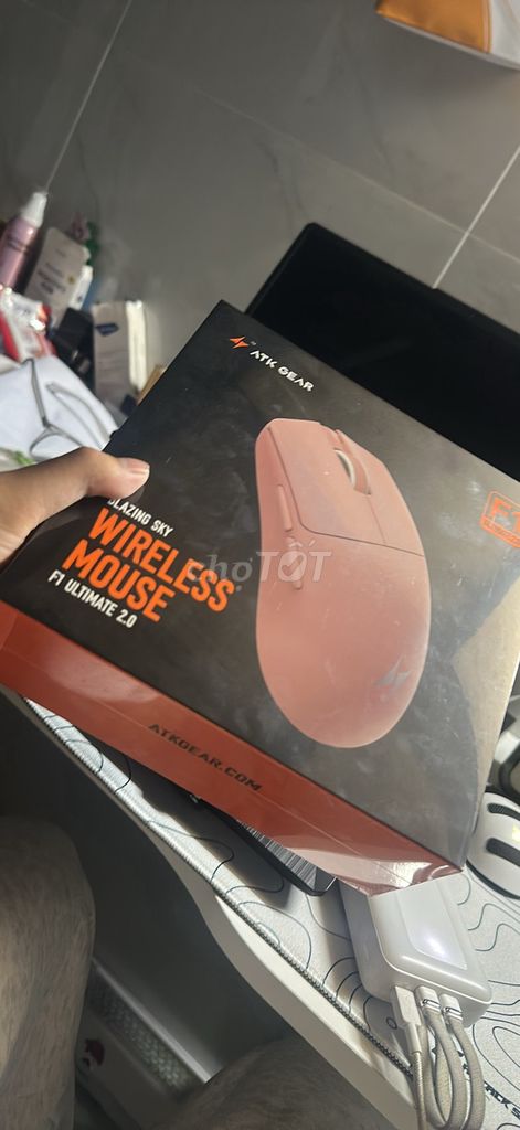 Chuột không dây ATK GEAR F1 Ultimate v2 Hồng. Mua bán Phụ kiện (Màn hình, Chuột...) tại Quận Hải Châu Đà Nẵng được đăng bởi Nhân hình 1
