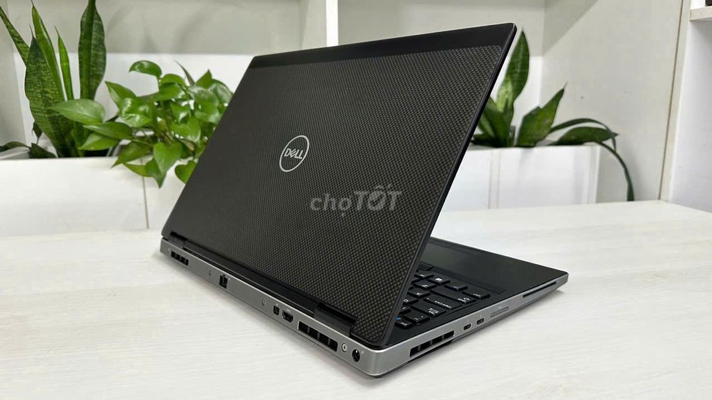 TRẢ GÓP 0Đ MÁY TRẠM ĐỒ HỌA 3D DELL P7530 I7 8850H