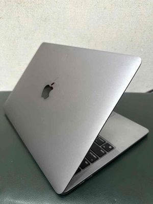 Macbook Pro 13inch  M1 2020 máy đẹp. Mua bán Laptop tại Quận 3 Tp Hồ Chí Minh được đăng bởi Tuấn Nguyễn