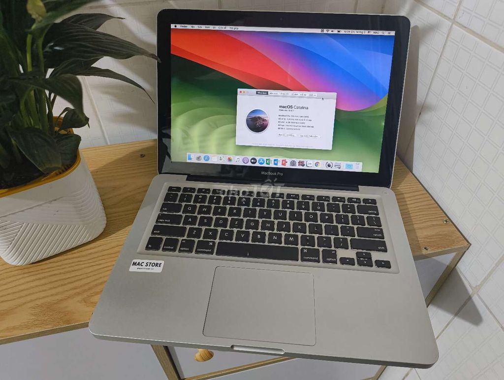 MacBook Pro i5 RAM 4GB SSD 128GB chạy Catalina sạc