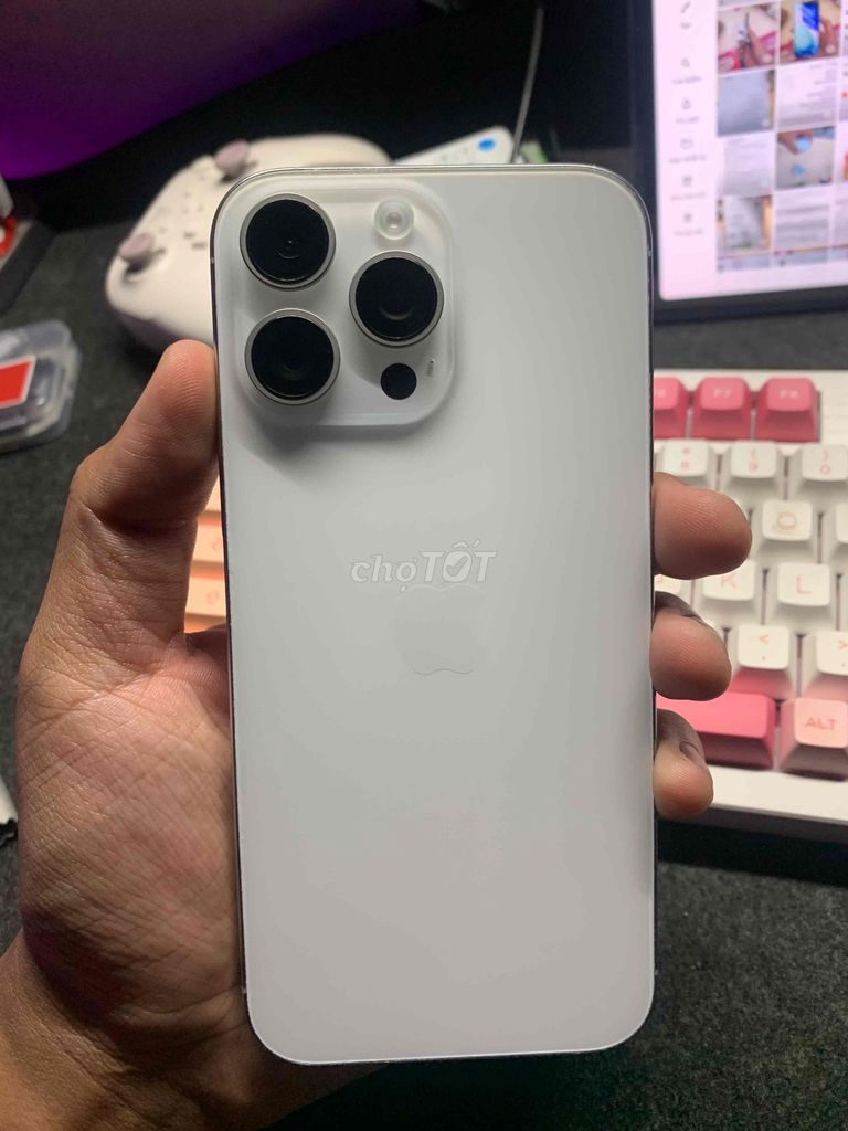 Apple iPhone 16 Pro Max 256GB Bạc 92%. Mua bán Điện thoại tại Quận Tân Phú Tp Hồ Chí Minh được đăng bởi Thành hình 1