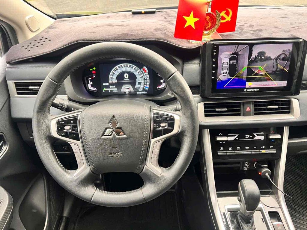 Mitsubishi Xpander Cross 2023 - 31000 km. Mua bán Ô tô tại Quận 7 Tp Hồ Chí Minh được đăng bởi Mitsubishi Thông  hình 9