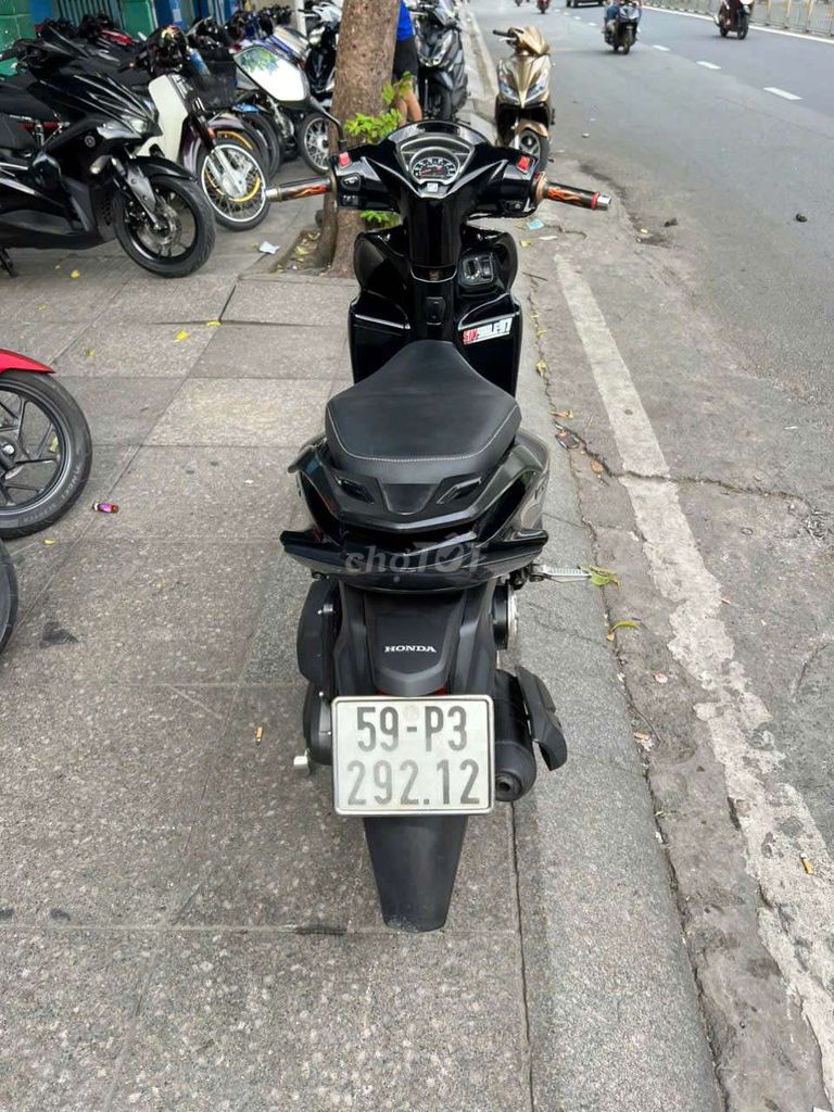 vision Bản cao cấp 2022 mới 90% Bstp chính chủ. Mua bán Xe máy tại Quận Tân Phú Tp Hồ Chí Minh được đăng bởi Tuanduy hình 2