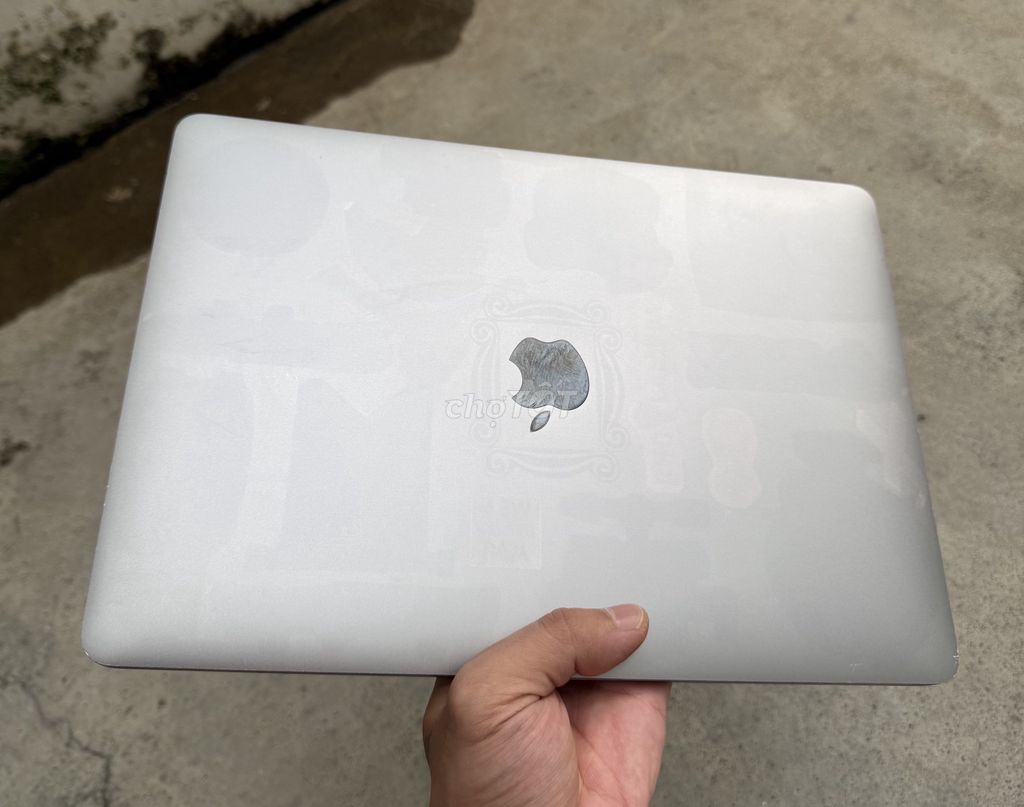 Apple Macbook Pro 2018 i5 8GB/256GB. Mua bán Laptop tại Thành phố Nha Trang Khánh Hòa được đăng bởi Trịnh Phong hình 1