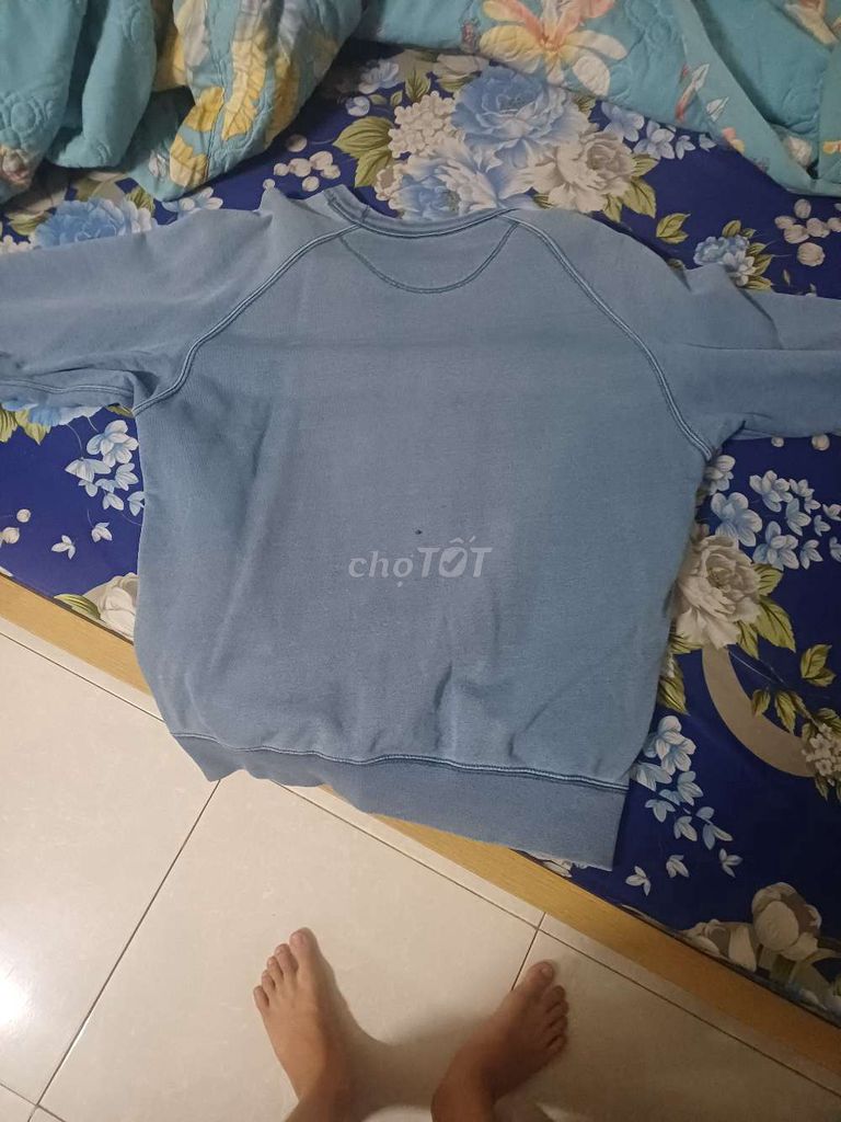 Áo sweater Uniqlo Cotton size M. Mua bán Quần áo tại Thành phố Thủ Dầu Một Bình Dương được đăng bởi bi hình 1