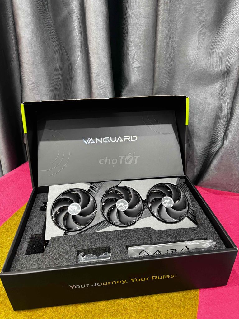 RTX 5070 12GB MSI VANGUARD SOC. Mua bán Linh kiện (RAM, Card...) tại Quận Ngũ Hành Sơn Đà Nẵng được đăng bởi Aht hình 1