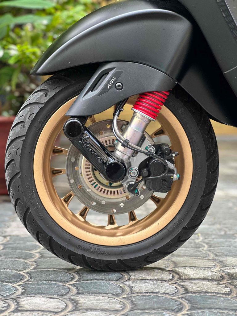 Bán vespa sprint đời 2024 siêu lướt đi 3000km. Mua bán Xe máy tại Quận 10 Tp Hồ Chí Minh được đăng bởi Huỳnh Dũng hình 12