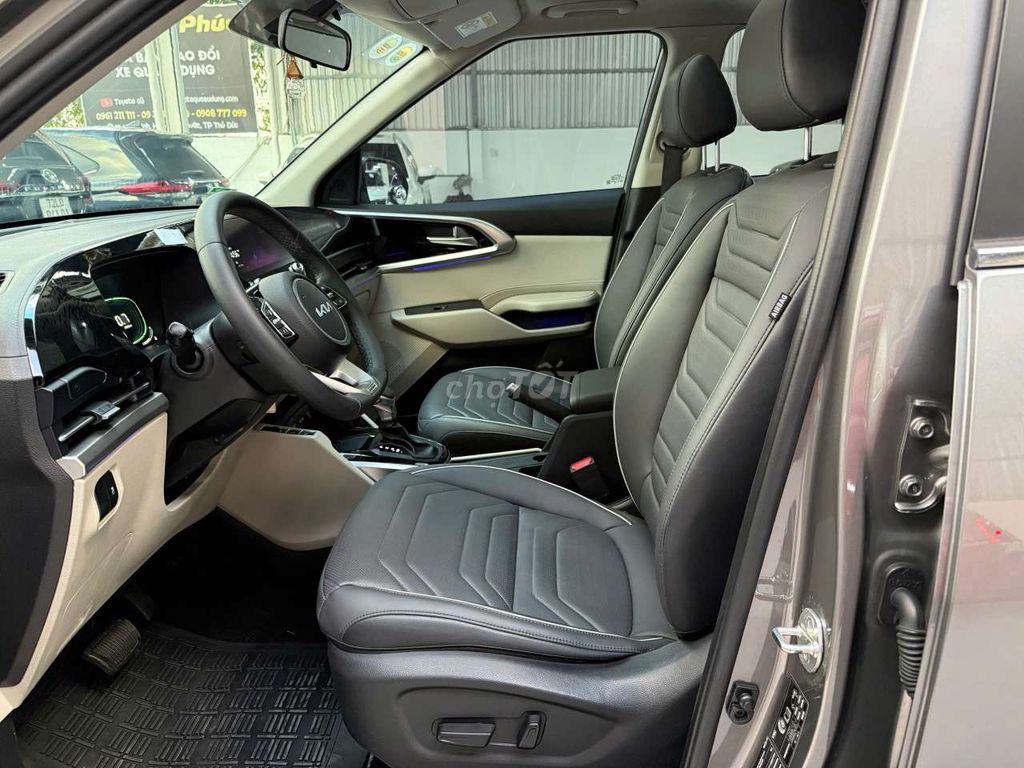 Kia carens 1.5L signature. Mua bán Ô tô tại Thành phố Thủ Đức Tp Hồ Chí Minh được đăng bởi Ms Hiệp  hình 11