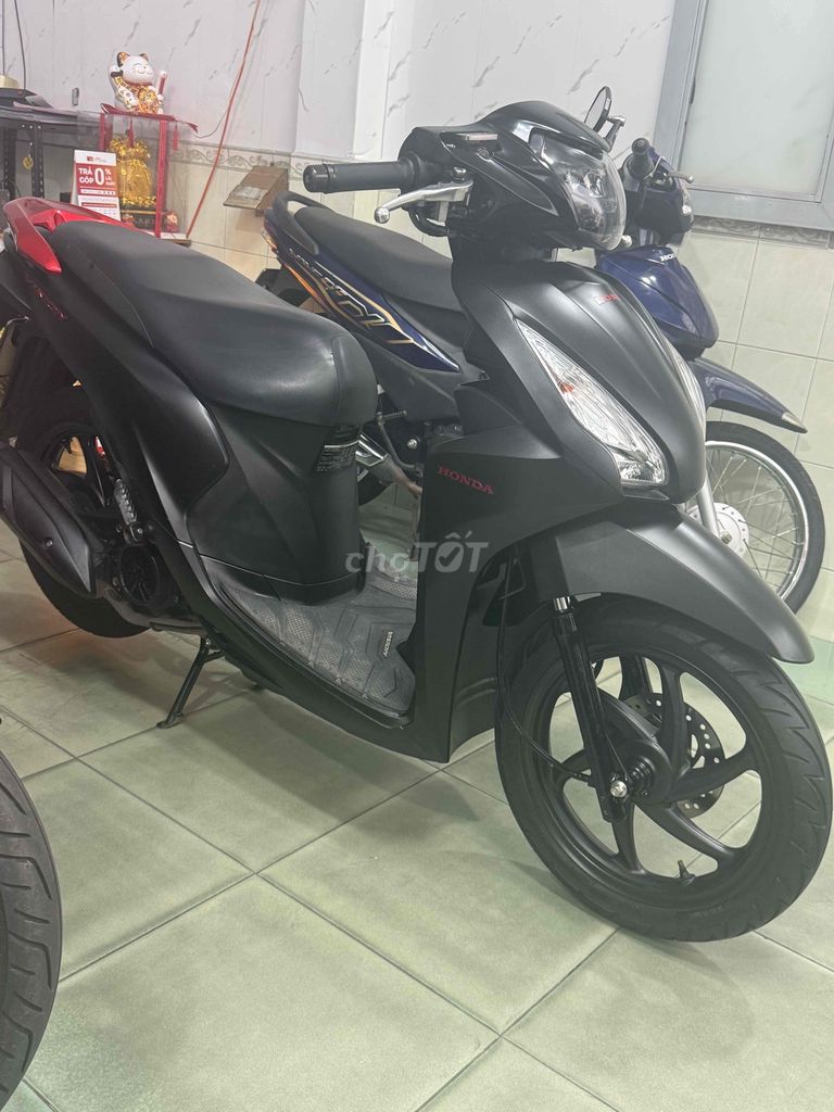 vission 2018 pbđb đen nhám - đỏ. Mua bán Xe máy tại Quận Phú Nhuận Tp Hồ Chí Minh được đăng bởi Hoà hình 2