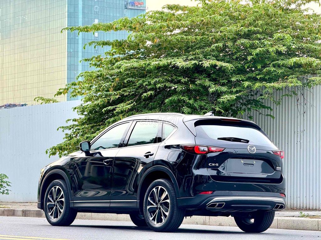 Mazda CX 5 2024 Premium 2.0 AT - 8000 km. Mua bán Ô tô tại Quận Cầu Giấy Hà Nội được đăng bởi Thái Hoàng Long Auto hình 4