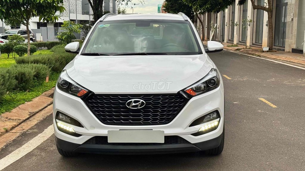 Hyundai Tucson 2018 2.0 AT - 49000 km. Mua bán Ô tô tại Thành phố Buôn Ma Thuột Đắk Lắk được đăng bởi đạt lê hình 2