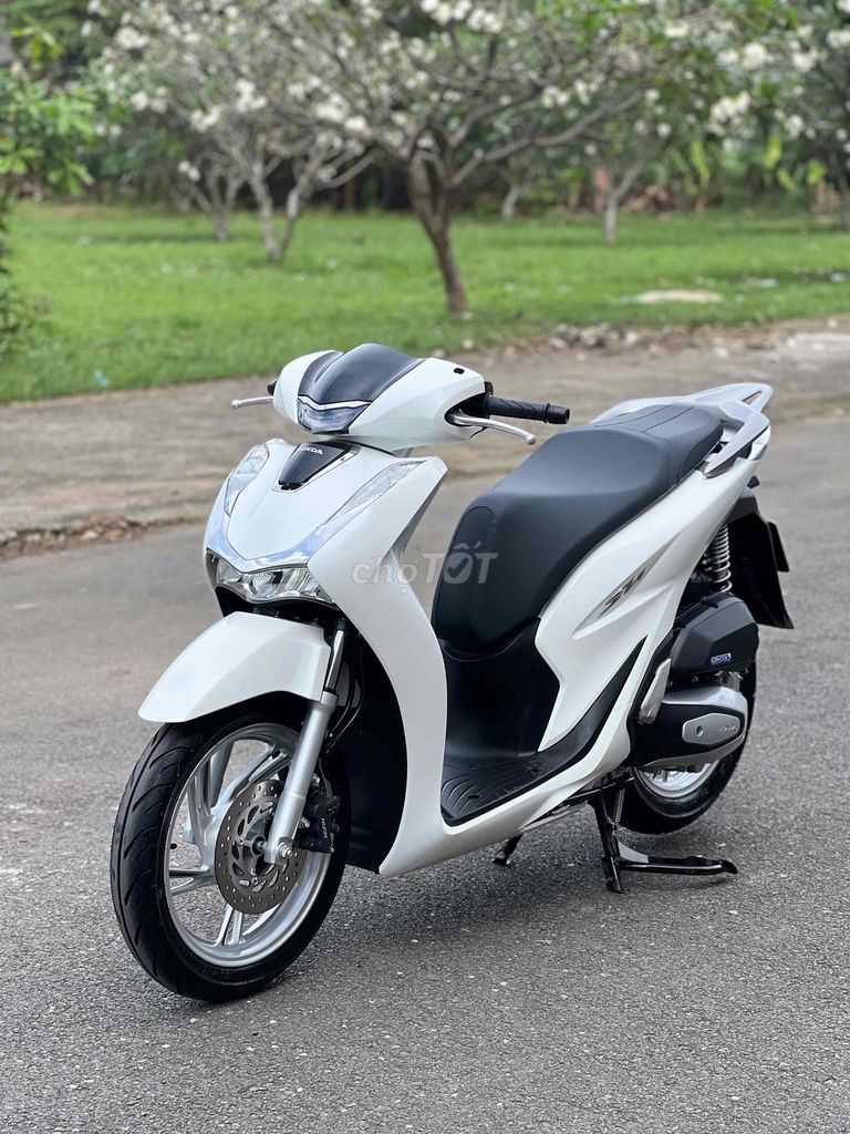 Shvn 125cc Cbs Trắng Đen 5/2024 Leng Keng Có Góp🎉🎉