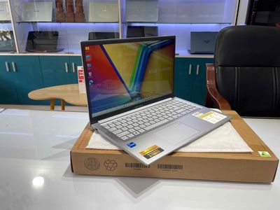 Laptop Asus X1504VA i5 1335U/ Bh 09/2025 FullBox