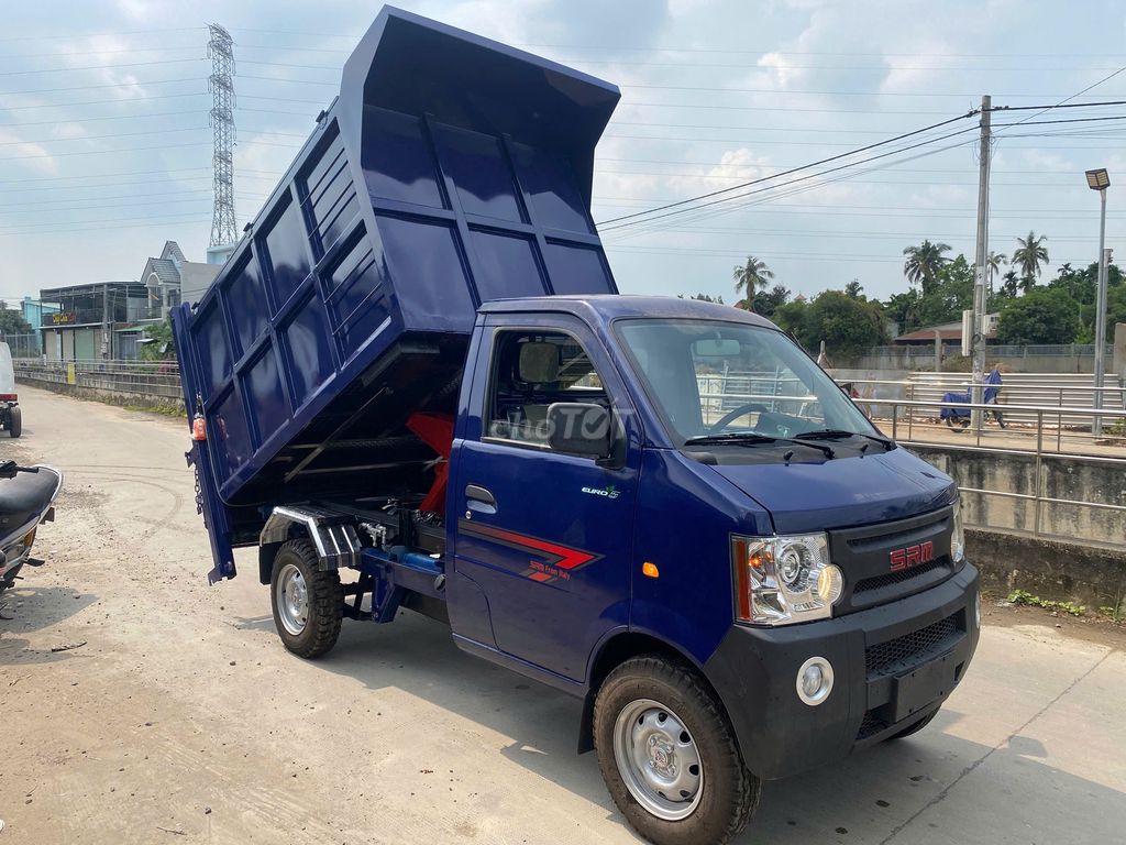 Xe Tải SRM Chở Rác 4 Khối Hàng Sẵn Giao Nhanh. Mua bán Xe tải, xe ben tại Thành phố Thuận An Bình Dương được đăng bởi Ngọc Minh hình 6
