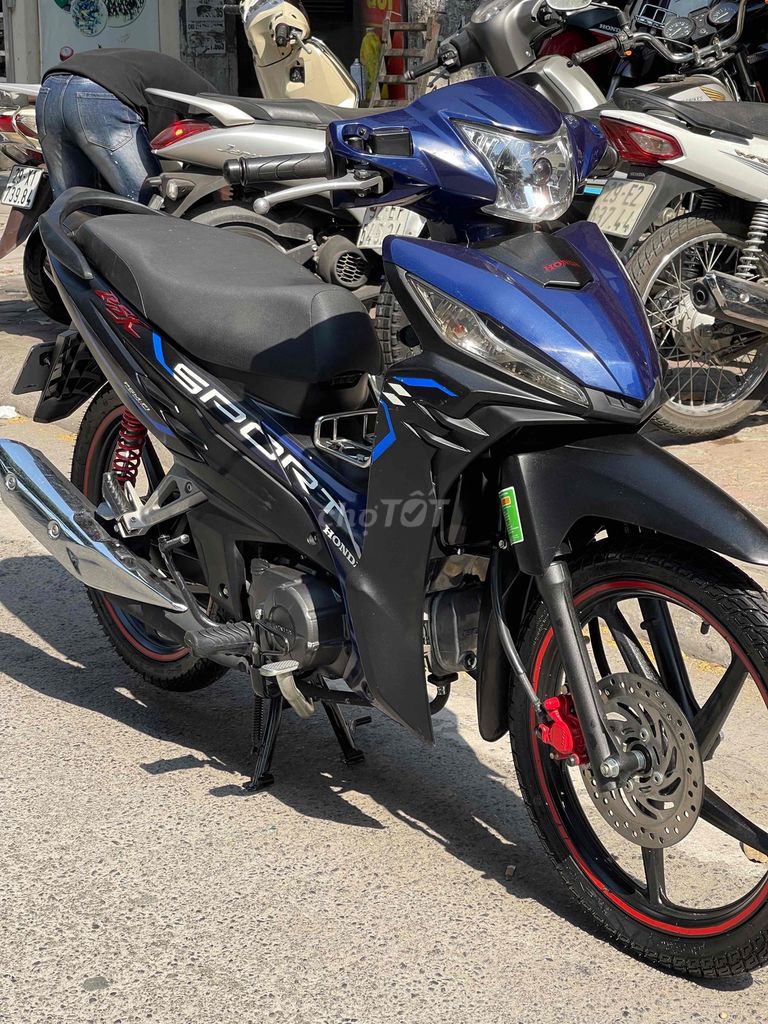 Honda Wave RSX Fi Đen xanh 110 Fi. Mua bán Xe máy tại Quận Đống Đa Hà Nội được đăng bởi Hà hình 2