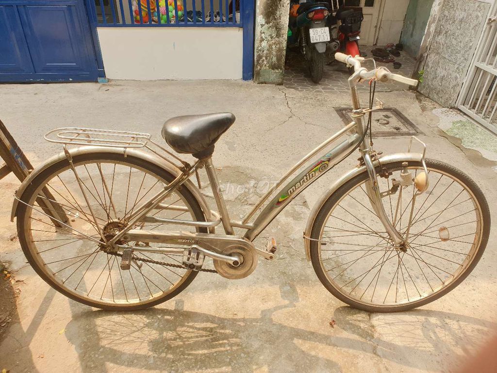 Xe đạp Martin khung Inox Bạc. Mua bán Xe đạp tại Quận 4 Tp Hồ Chí Minh được đăng bởi Nguyễn Thanh Vinh  hình 1