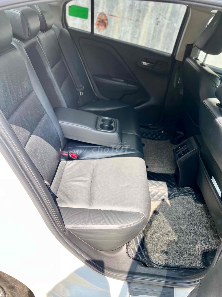 Honda City 2018 1.5 TOP - lên nhiều đồ chơi xịn. Mua bán Ô tô tại Huyện Hóc Môn Tp Hồ Chí Minh được đăng bởi Vũ hình 10