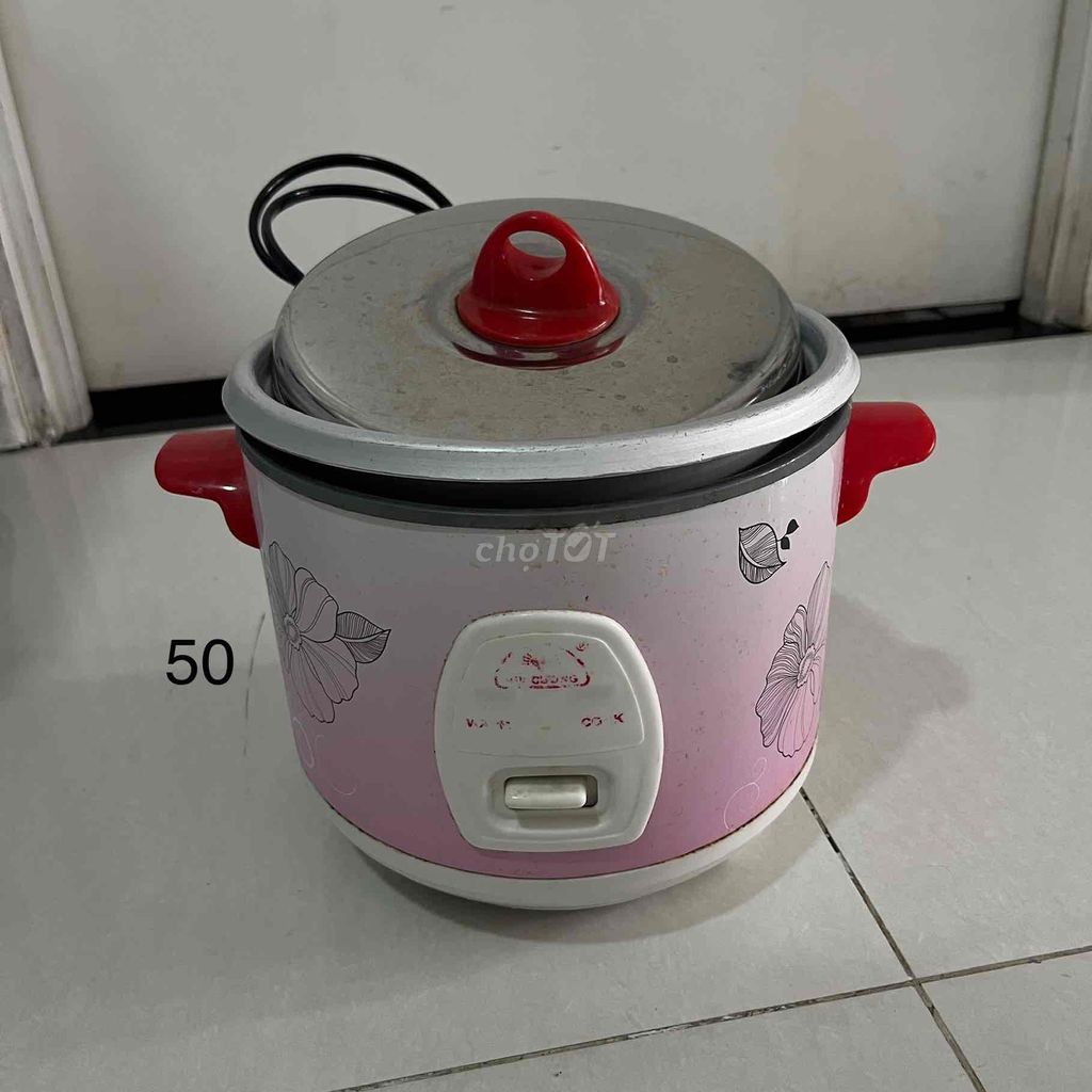 Nồi cơm điện Gia đình nhỏ Hồng. Mua bán Bếp, lò, đồ điện nhà bếp tại Quận 12 Tp Hồ Chí Minh được đăng bởi Dâu hình 1